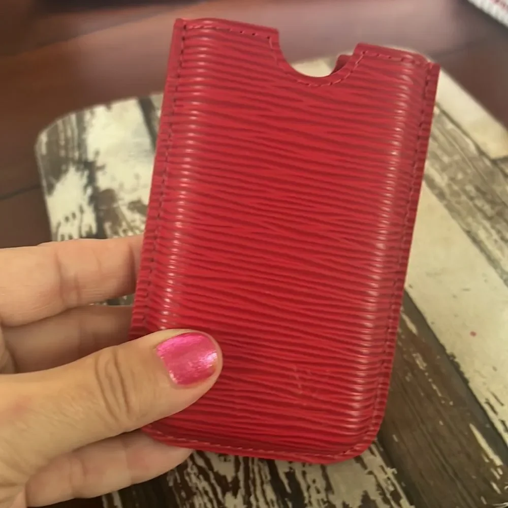 VTG Authentic *LOUIS VUITTON* Red Epi Leather Card Phone Case